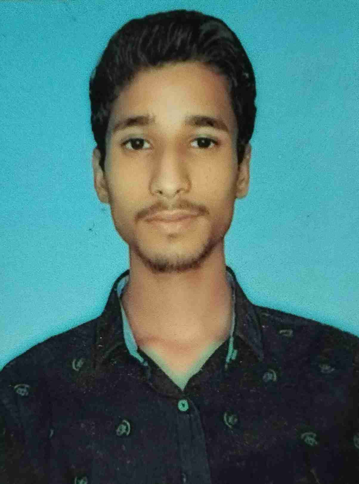 Student Photo Not Available